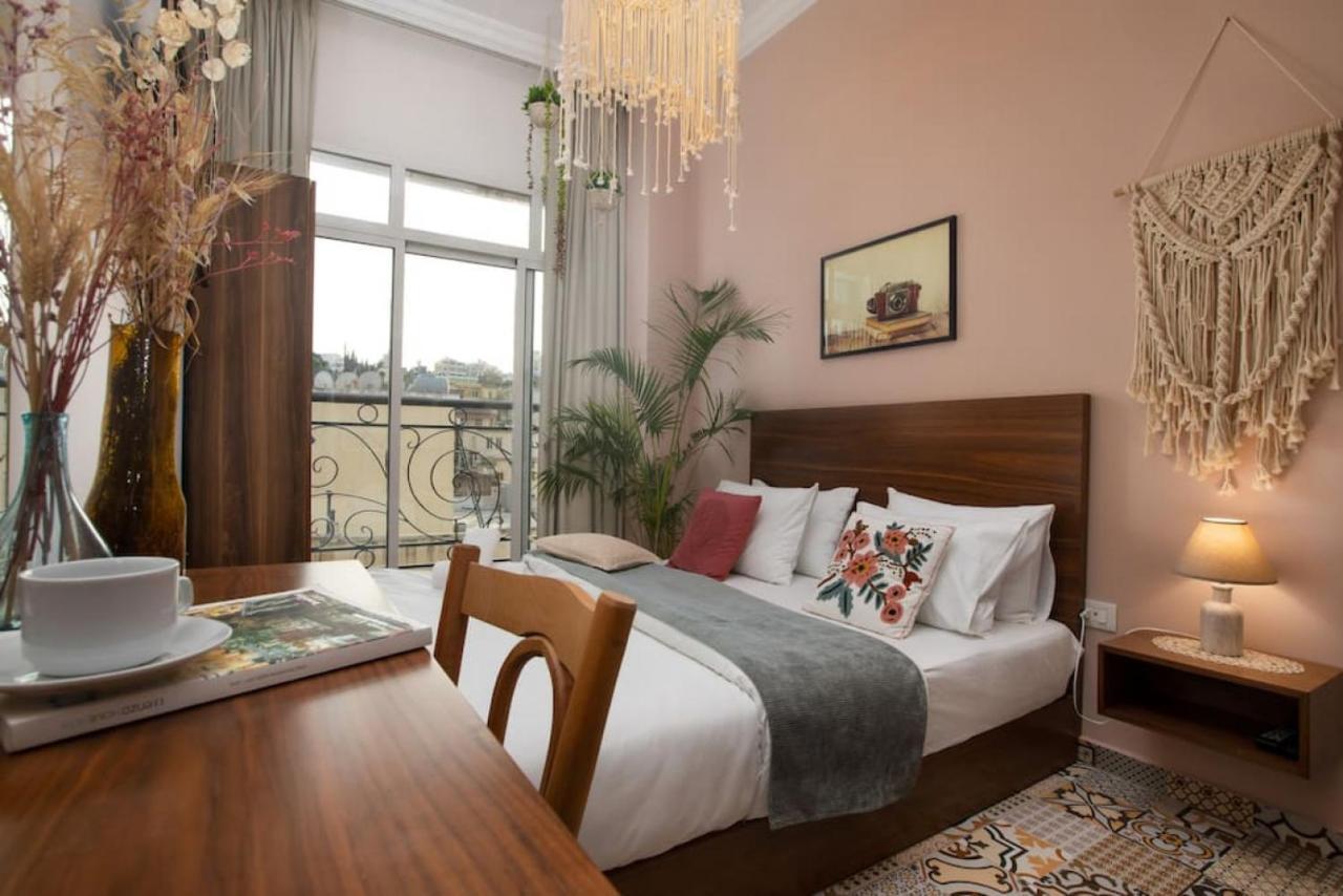 Madam Yvonne-511 In Mar Mikhael Apartment Beirut