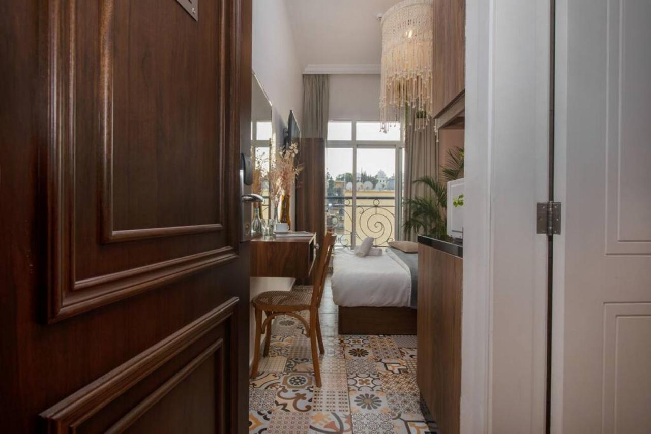 Madam Yvonne-511 In Mar Mikhael